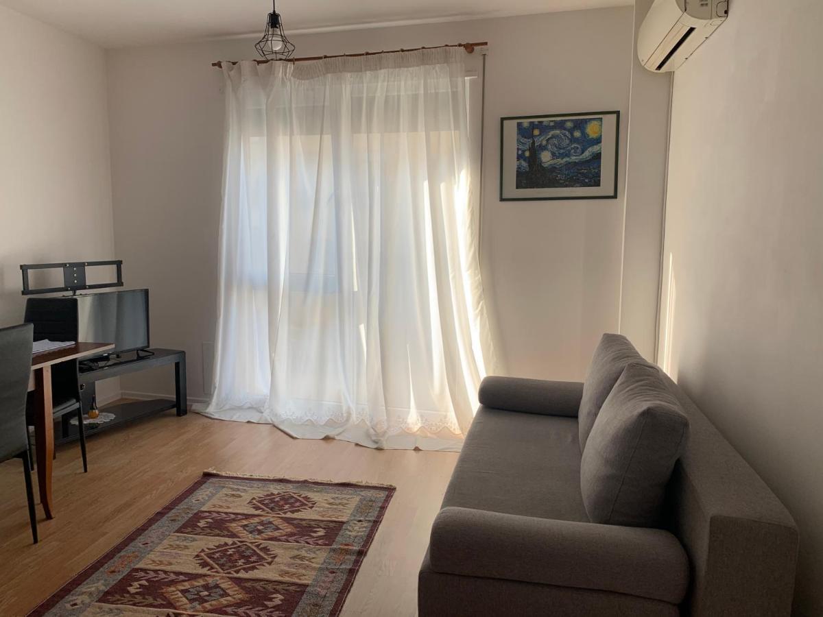 Beautiful And Lovely Apartment Тирана Экстерьер фото